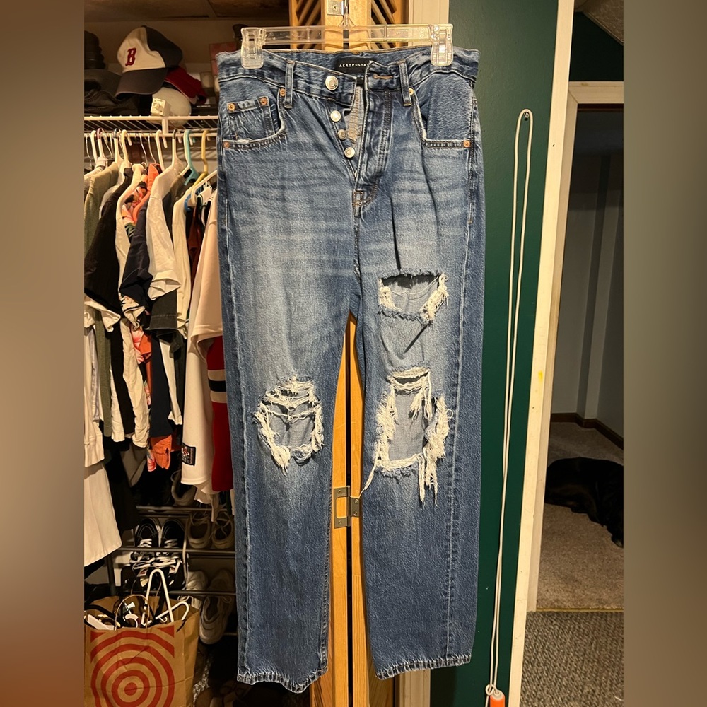 Aeropostale Size 4 Ripped Baggy/Straight Leg Jeans